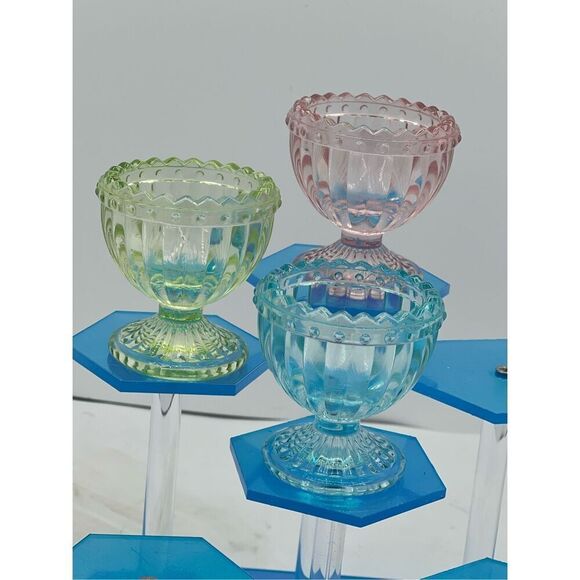 Vintage Style Set of 3 Pastel Colored Glass Egg Cup Holder Pink, Blue & Green  T - Picture 5 of 8